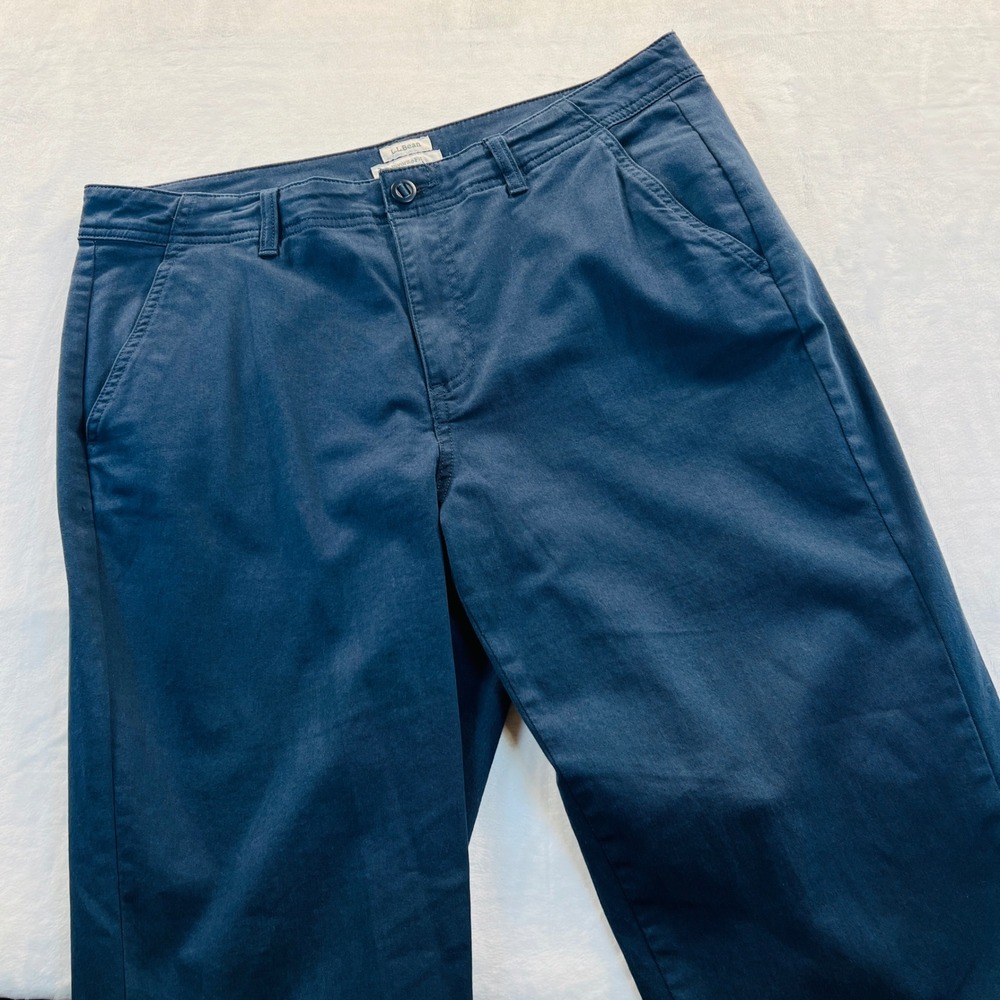 LL Bean Favorite Fit Chino Pants Navy Blue Straight Leg Cotton Size 12 Reguler